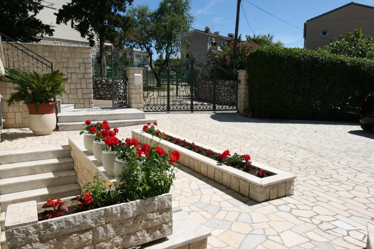 סלצה Apartments Lonzor I מראה חיצוני תמונה
